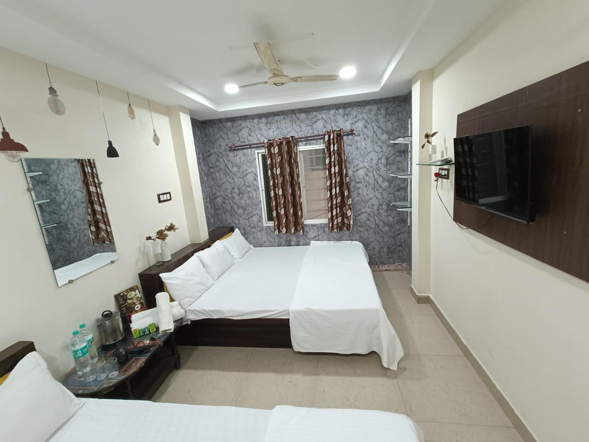 Treebo Yatri Grah Kshipra T Hotel Ujjain Zewnętrze zdjęcie